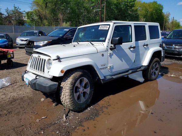 2016 JEEP WRANGLER UNLIMITED SAHARA 4X4