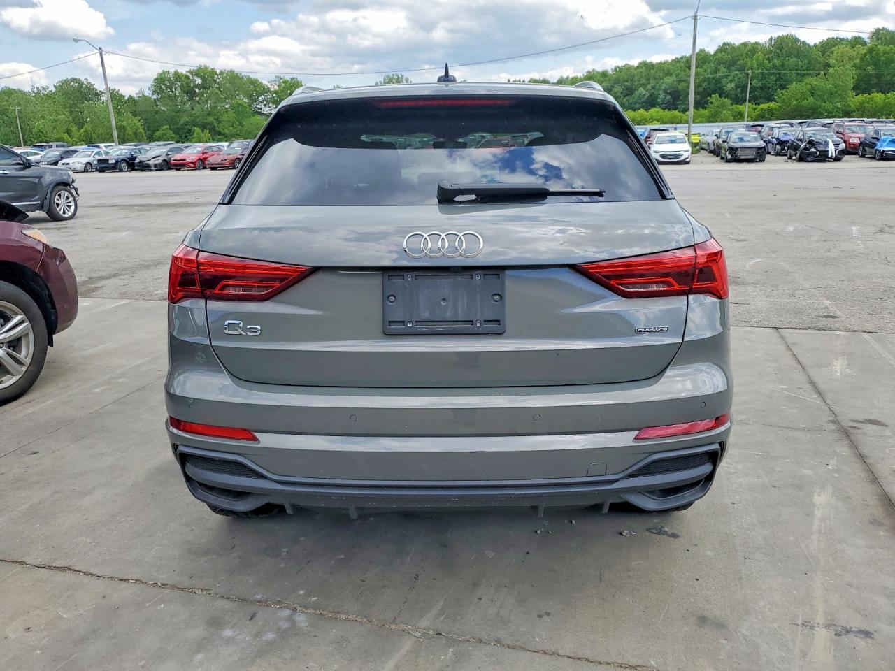 2025 AUDI Q3 S Line quattro Premium