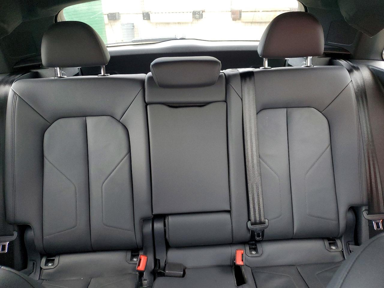 2025 AUDI Q3 S Line quattro Premium