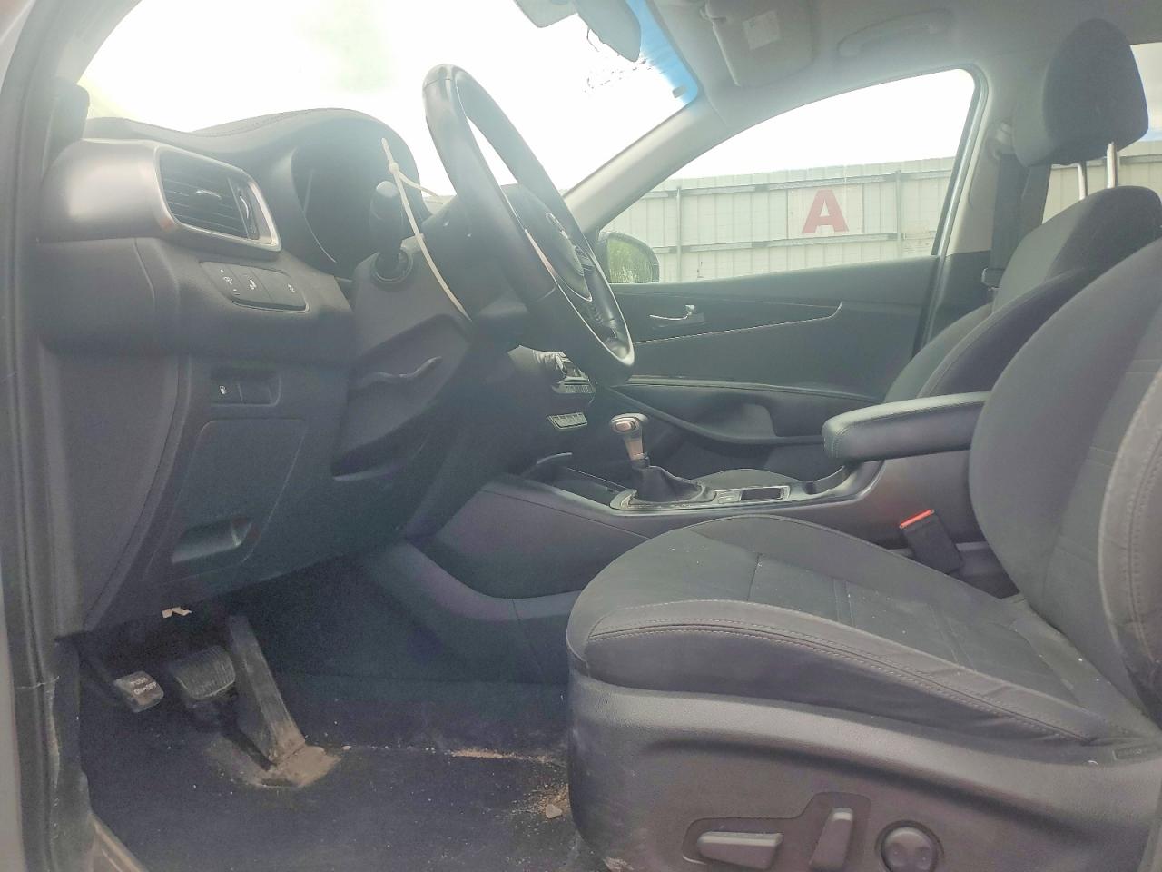 2019 KIA SORENTO L, LX, S