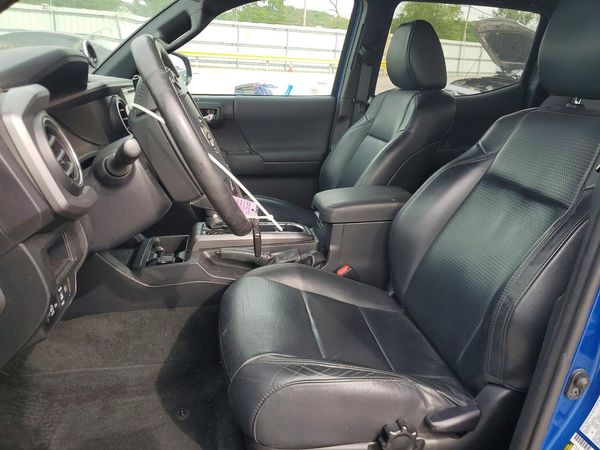 2018 TOYOTA TACOMA