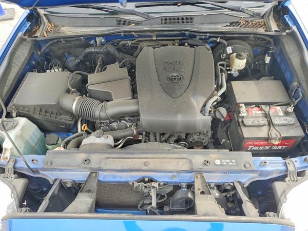 2018 TOYOTA TACOMA