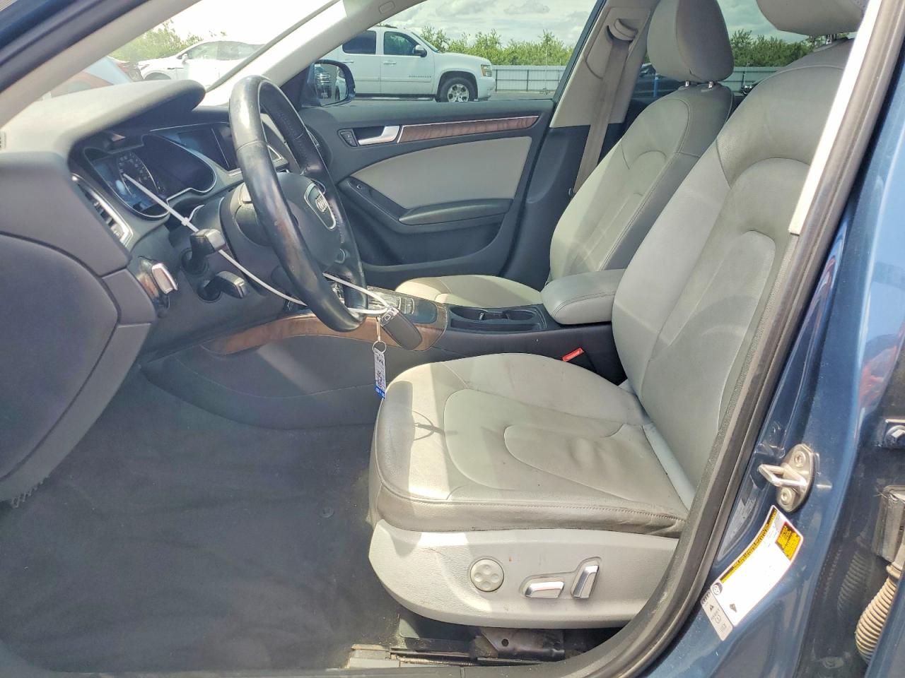 2015 AUDI A4 quattro Premium