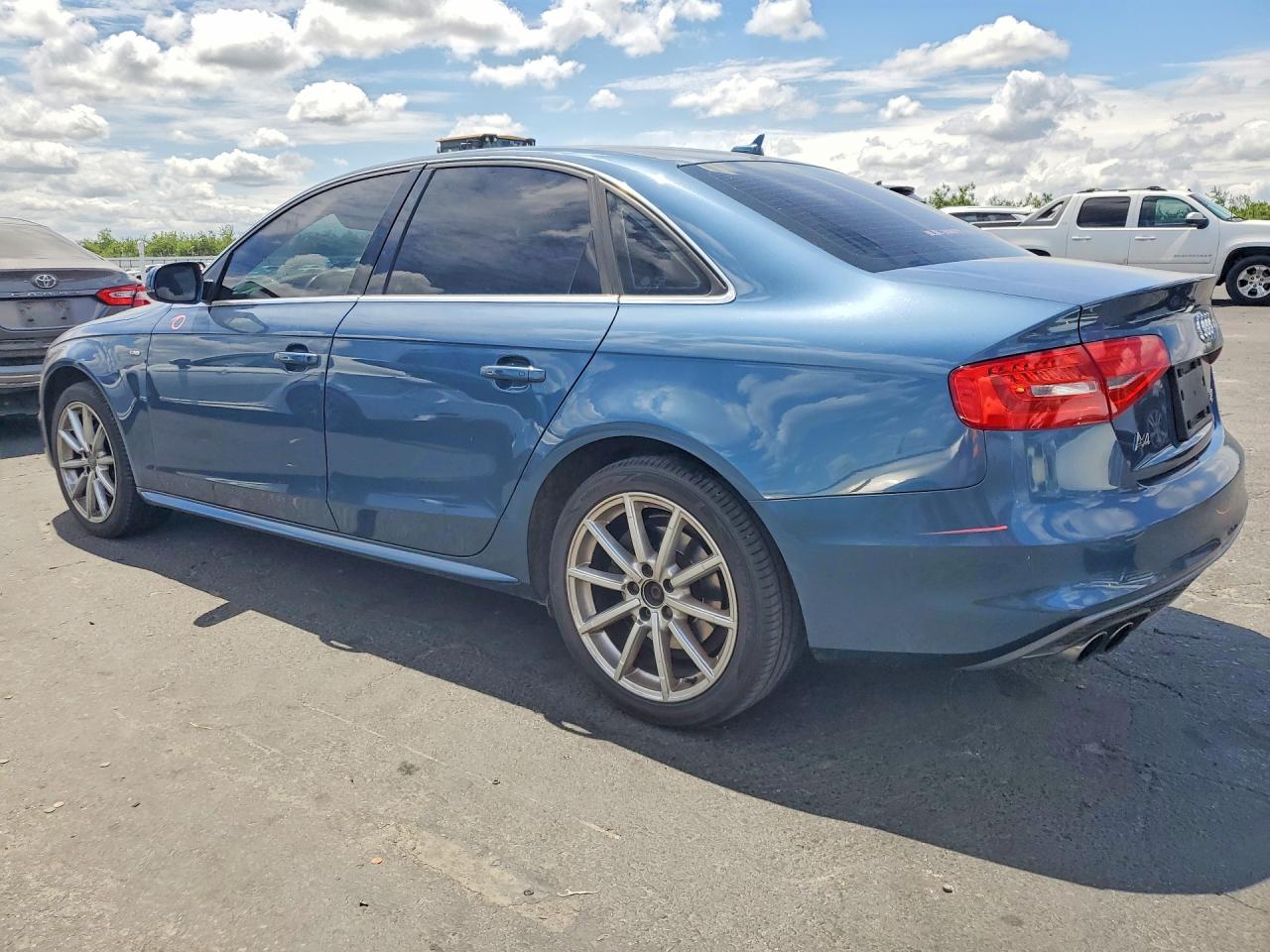 2015 AUDI A4 quattro Premium