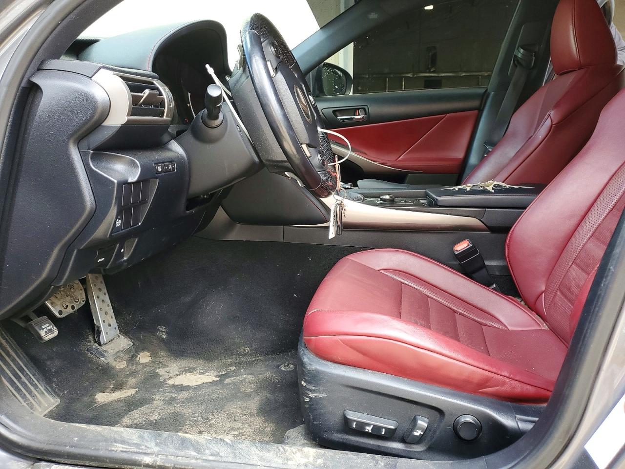 2016 LEXUS IS 300