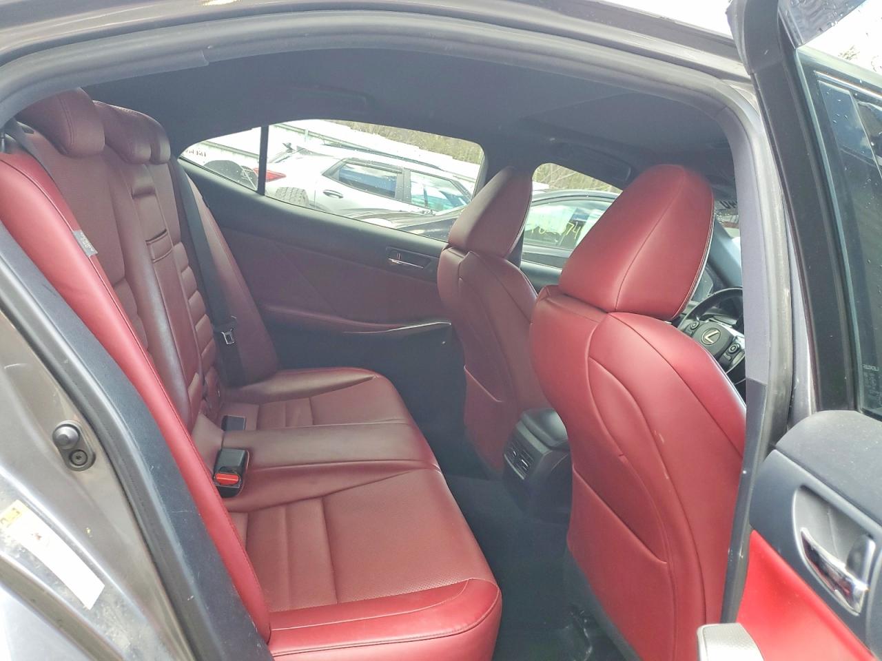 2016 LEXUS IS 300