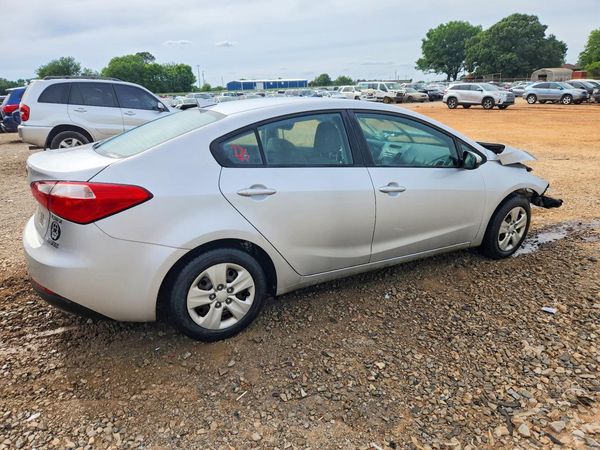 2016 KIA FORTE
