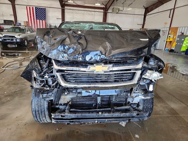 2019 CHEVROLET COLORADO LT