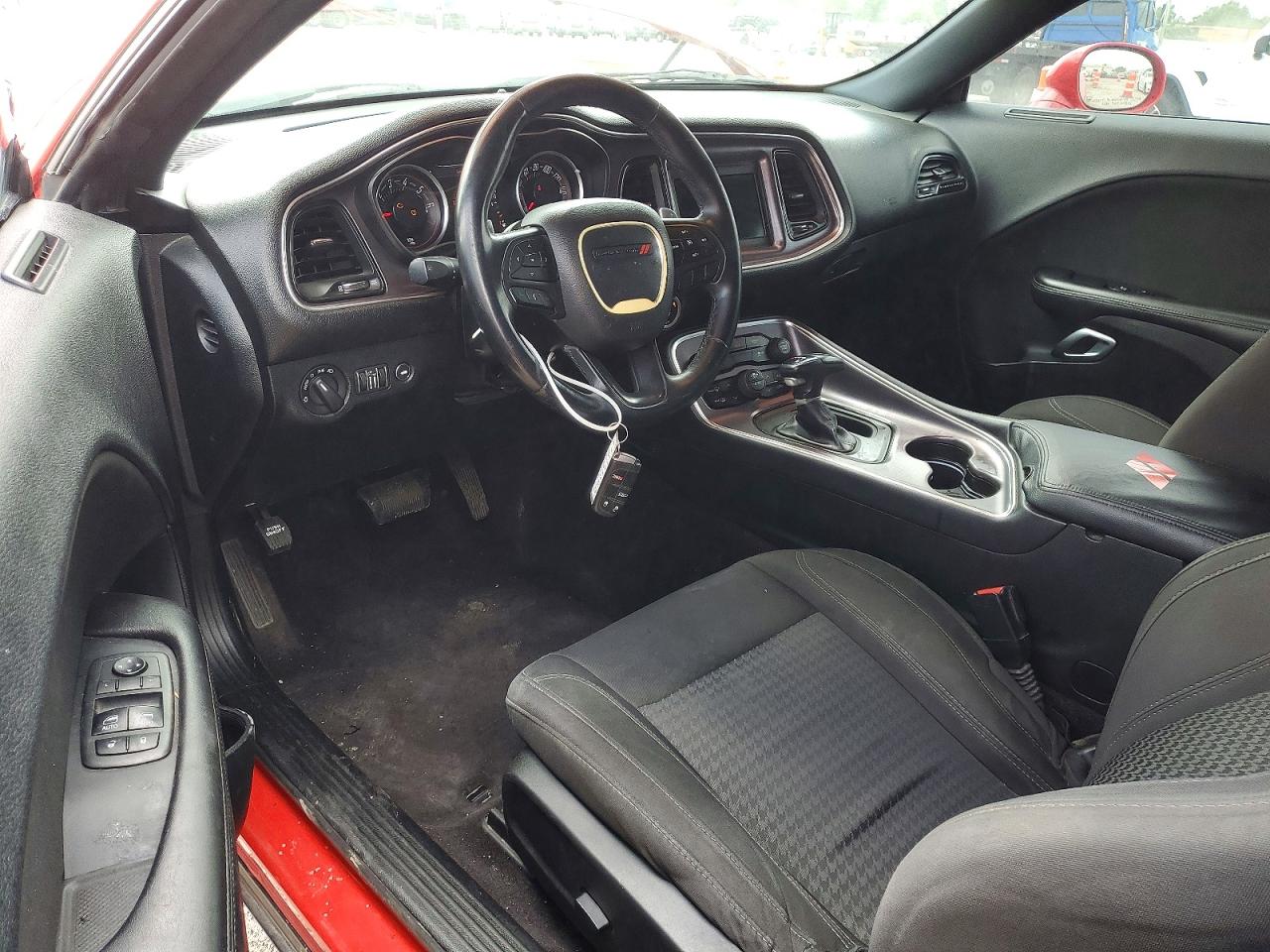 2018 DODGE CHALLENGER SXT
