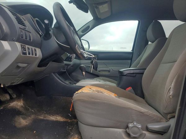 2013 TOYOTA TACOMA Delux — DENT