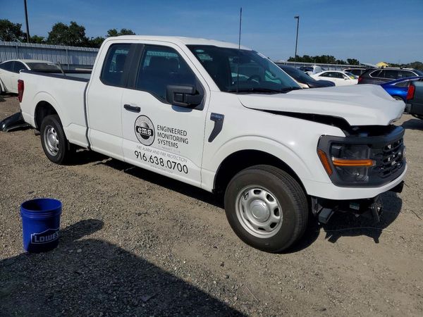 2025 FORD F150