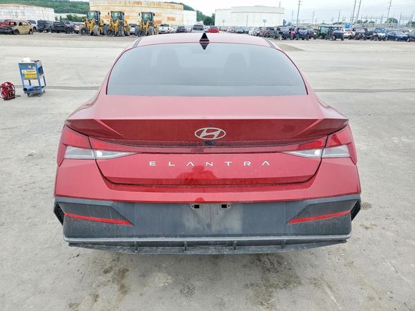 2024 HYUNDAI ELANTRA