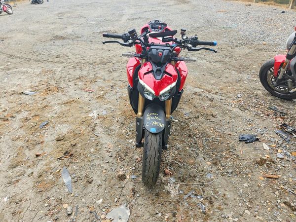 2026 DUCATI STREETFIGH — DIRF