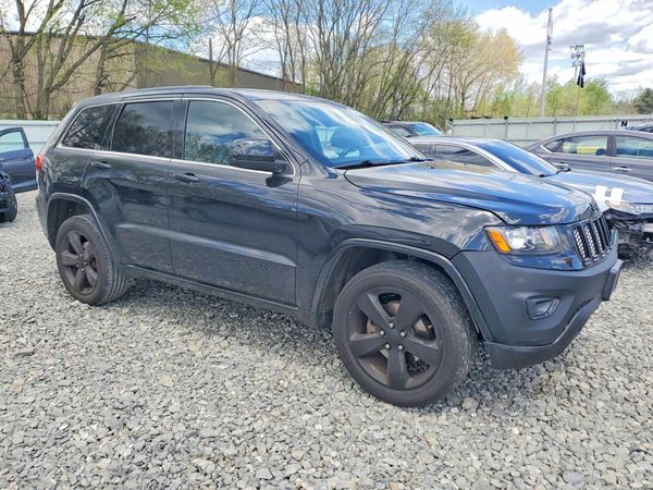 2014 JEEP CHEROKEE Laredo — Passenger 3/4