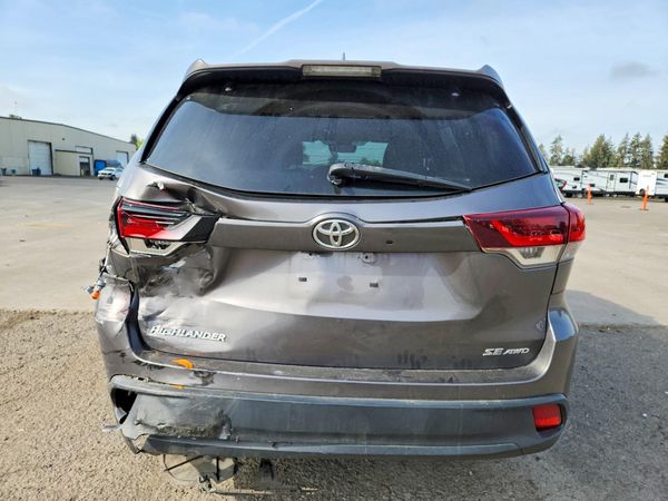 2019 TOYOTA HIGHLANDER SE/XLE