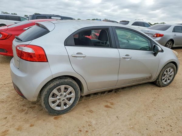 2013 KIA RIO