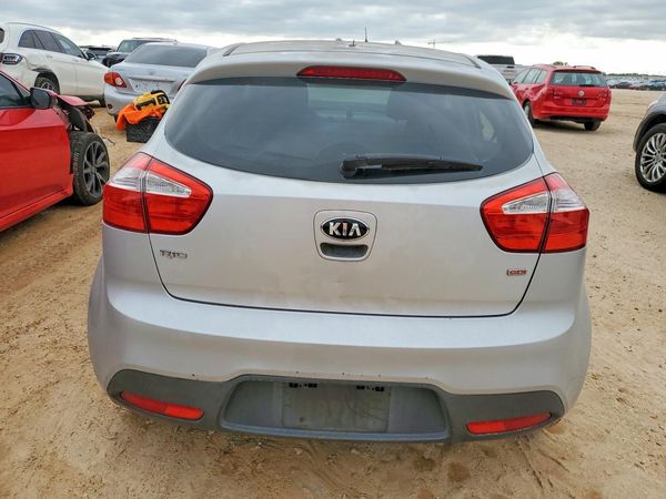 2013 KIA RIO