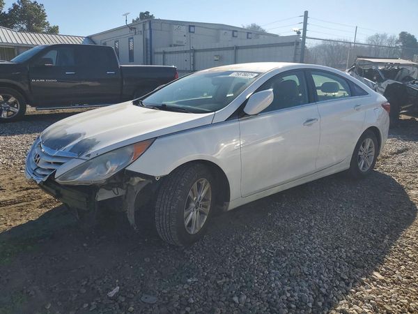 2013 HYUNDAI SONATA GLS/ GLS Popular