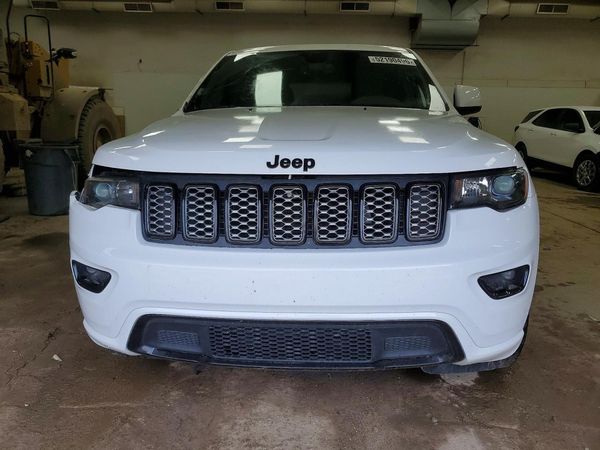 2022 JEEP GRAND CHEROKEE