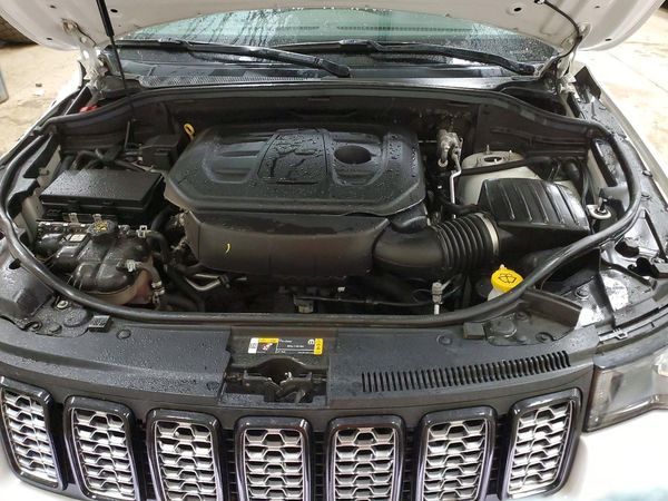 2022 JEEP GRAND CHEROKEE