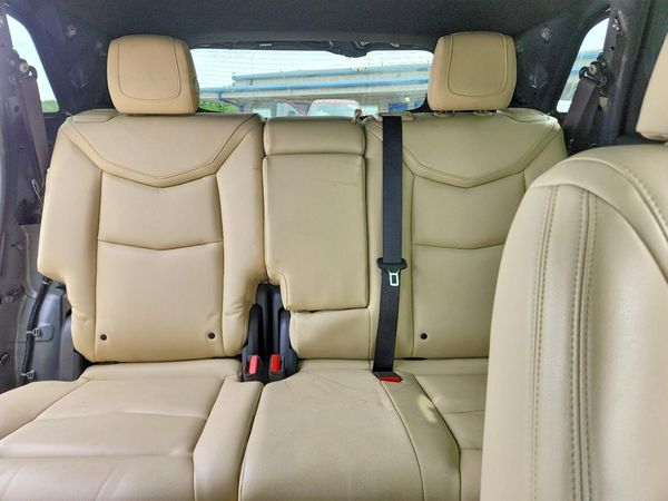 2017 CADILLAC XT5 Base