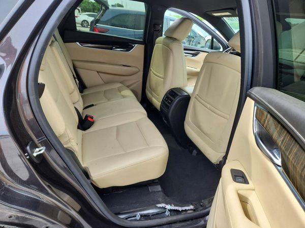 2017 CADILLAC XT5 Base