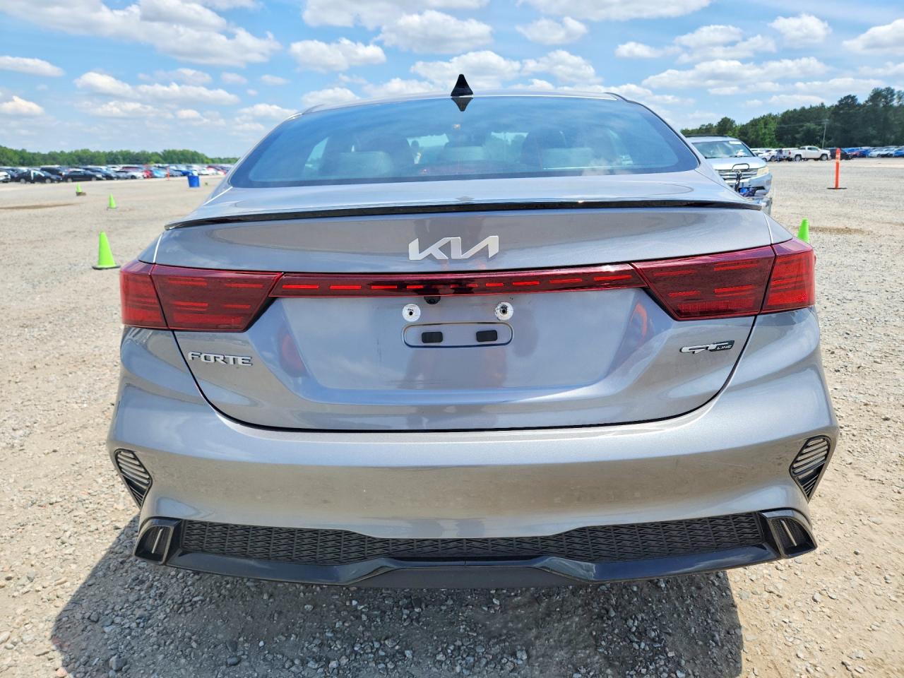 2023 KIA FORTE GT Line