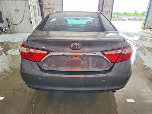 2016 TOYOTA CAMRY