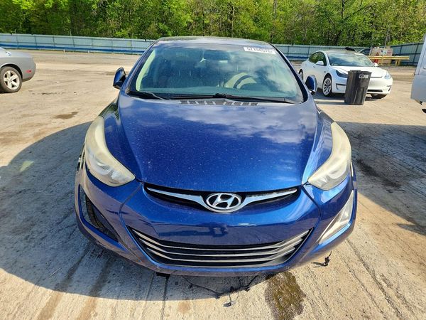2015 HYUNDAI ELANTRA GLS(Middle)
