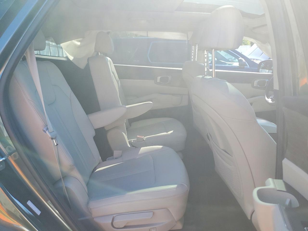 2022 KIA SORENTO EX