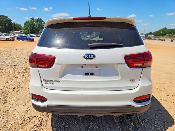 2019 KIA SORENTO L, LX, S