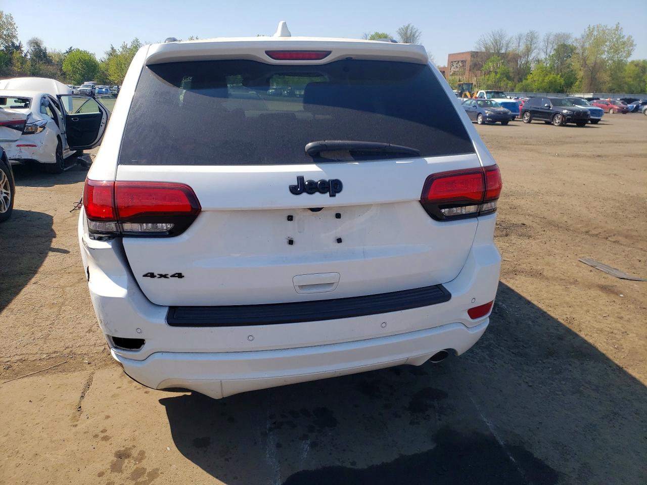 2019 JEEP GRAND CHEROKEE LAREDO 4X4