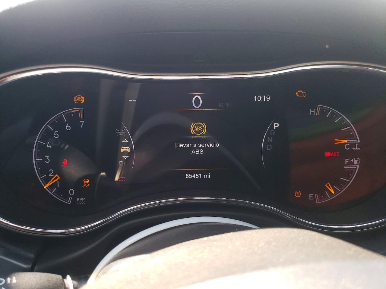 2019 JEEP GRAND CHEROKEE LAREDO 4X4
