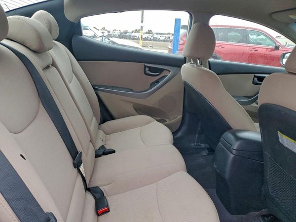 2016 HYUNDAI ELANTRA