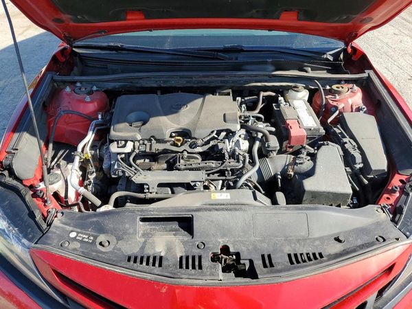 2023 TOYOTA CAMRY SE — Engine bay