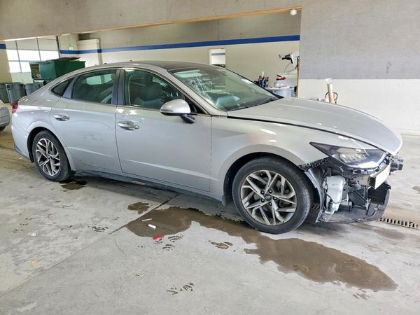 2021 HYUNDAI SONATA