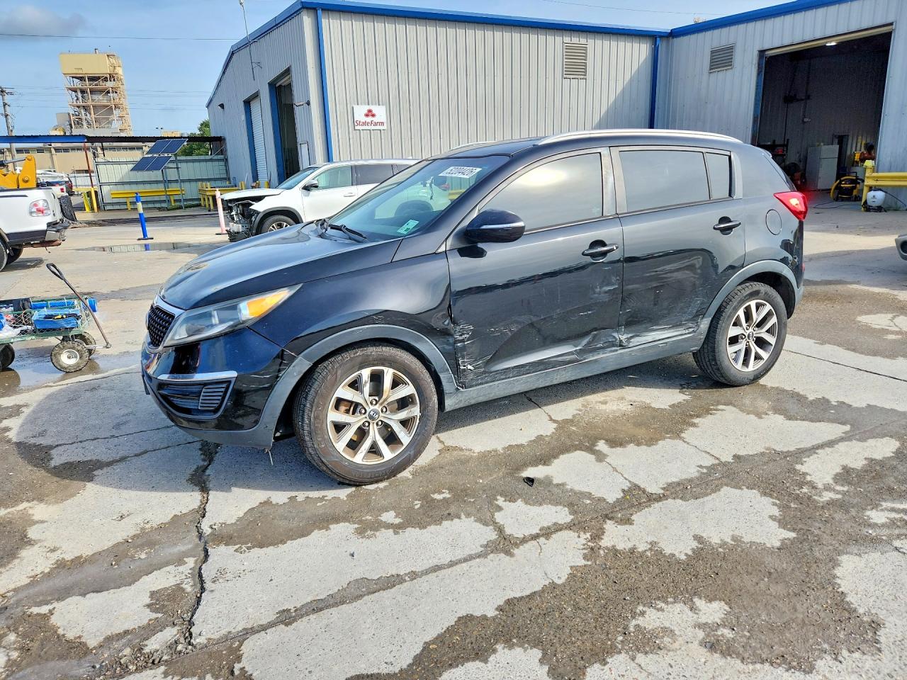 2015 KIA SPORTAGE GL - Middle-low