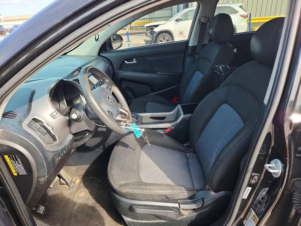 2015 KIA SPORTAGE GL - Middle-low