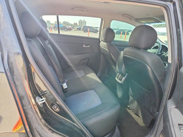 2015 KIA SPORTAGE GL - Middle-low