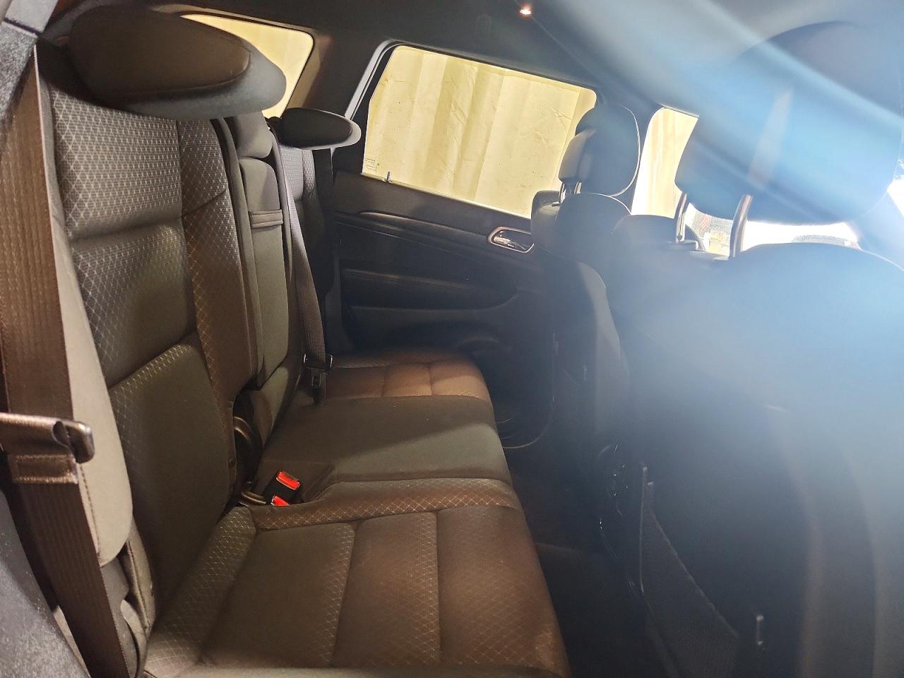 2018 JEEP GRAND CHEROKEE LAREDO 4X4