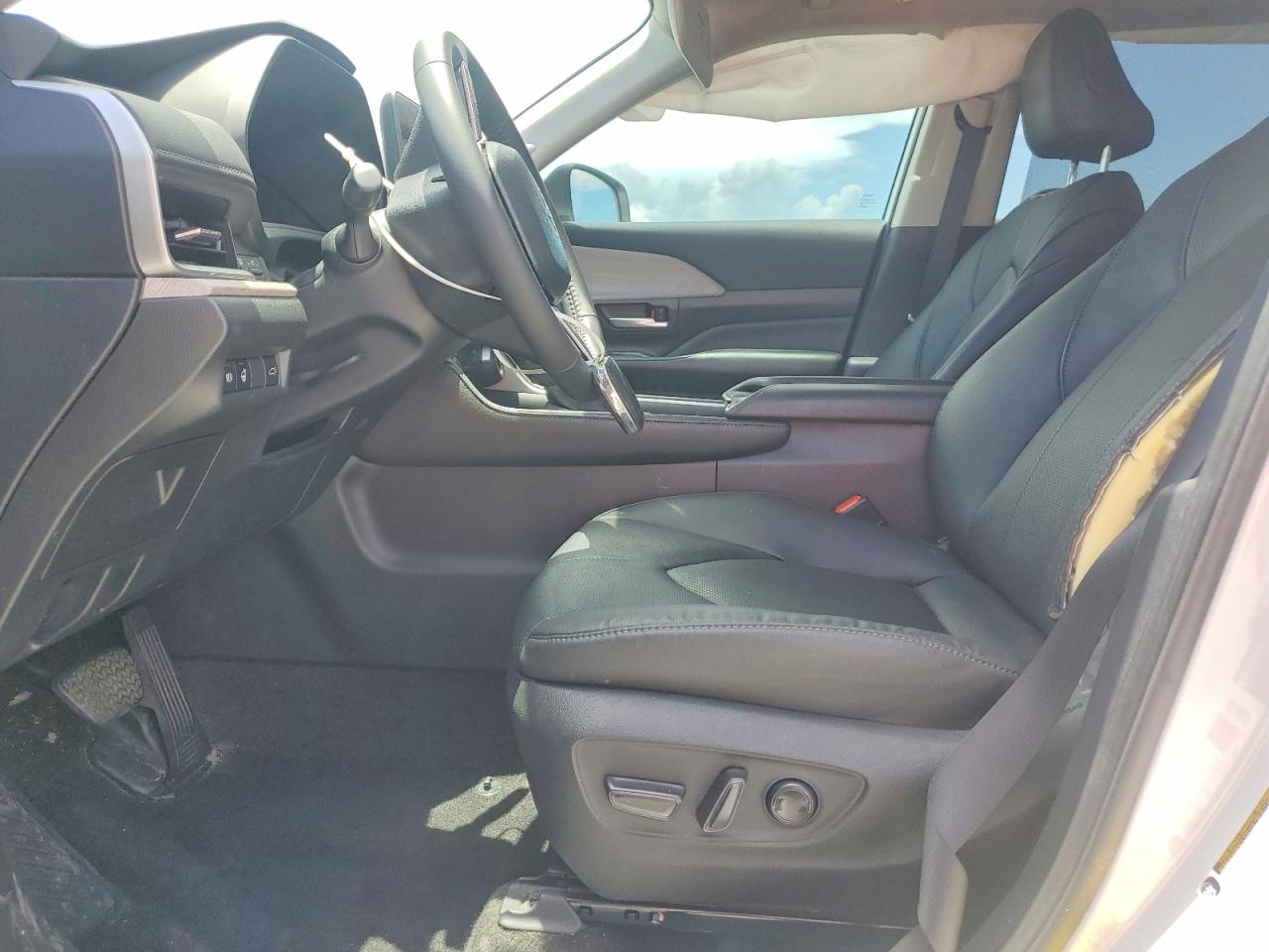 2024 TOYOTA GRAND HIGHLANDER