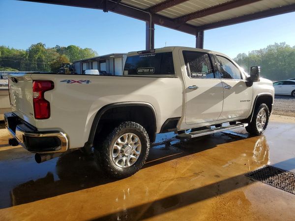 2023 CHEVROLET SILVERADO LTZ