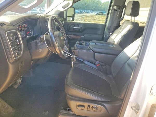 2023 CHEVROLET SILVERADO LTZ