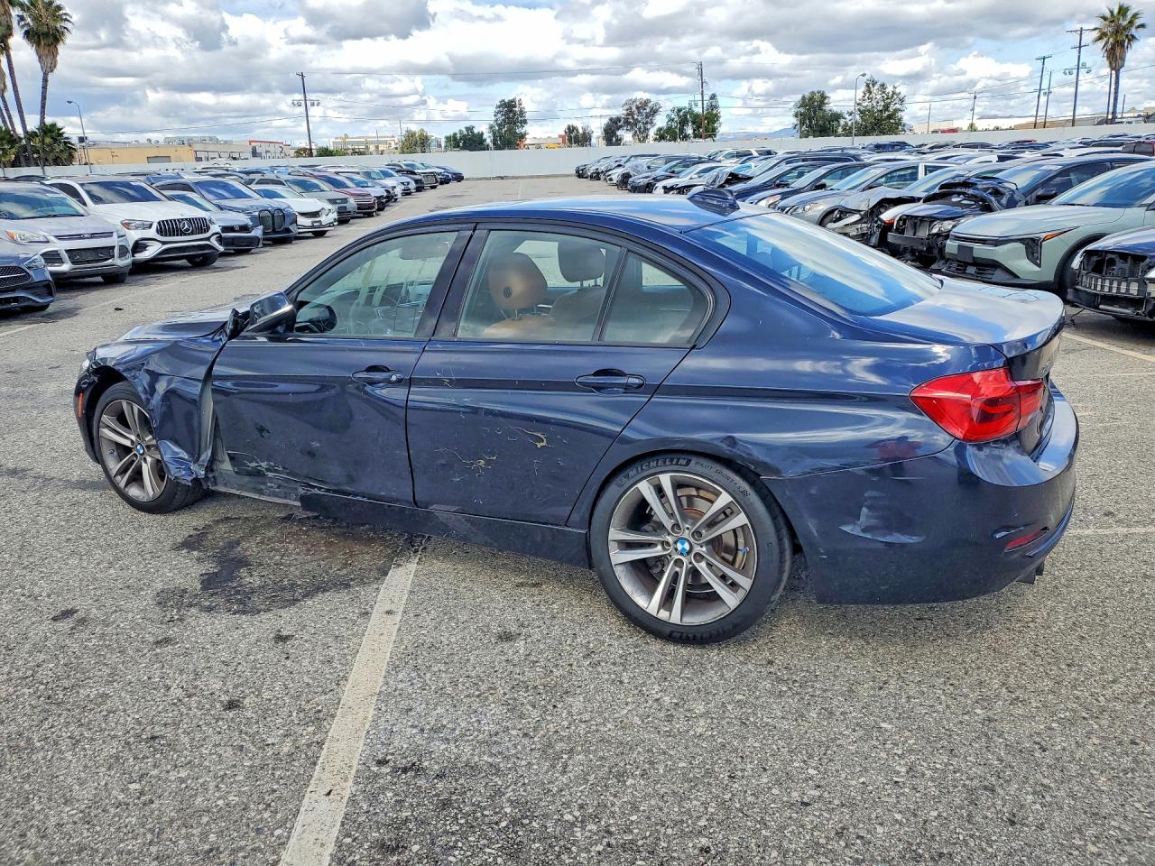 2016 BMW 328