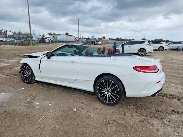2023 MERCEDES-BENZ C C300