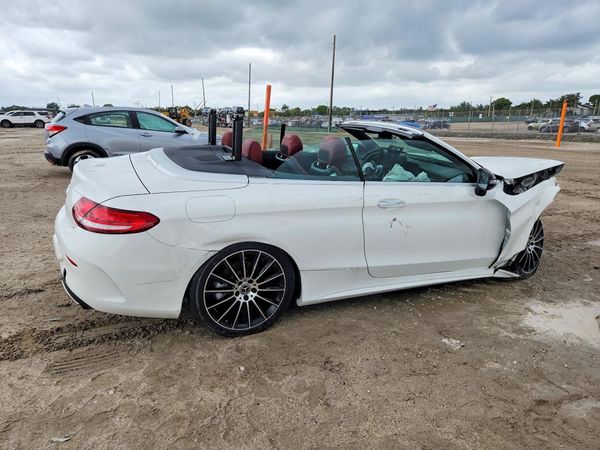 2023 MERCEDES-BENZ C C300