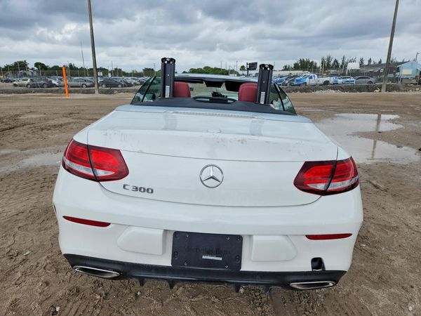 2023 MERCEDES-BENZ C C300
