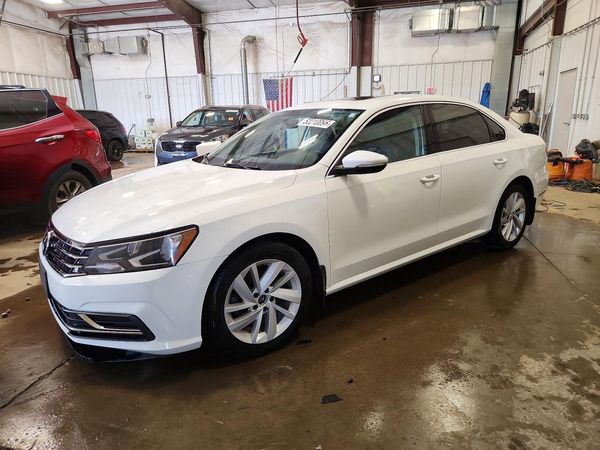 2018 VOLKSWAGEN PASSAT
