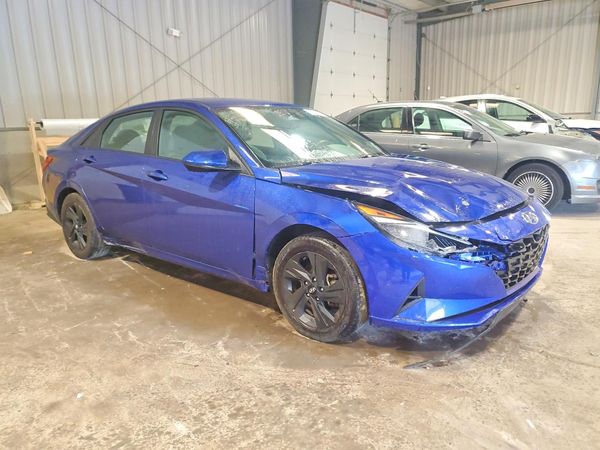 2022 HYUNDAI ELANTRA SEL