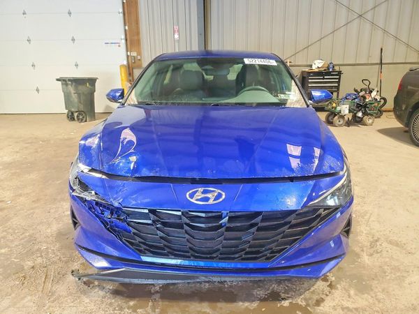 2022 HYUNDAI ELANTRA SEL